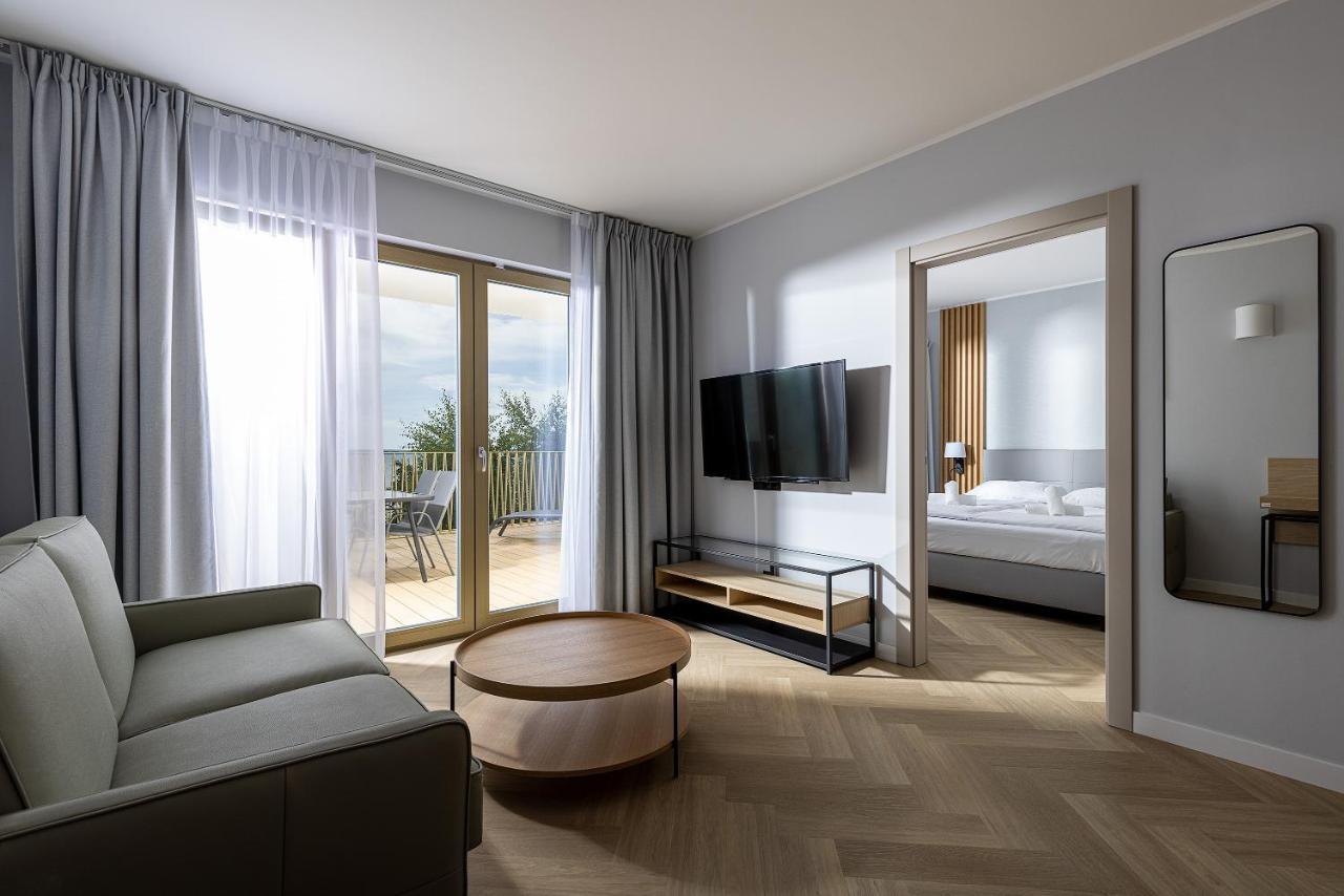 Hotel Meridian Chałupy Kültér fotó