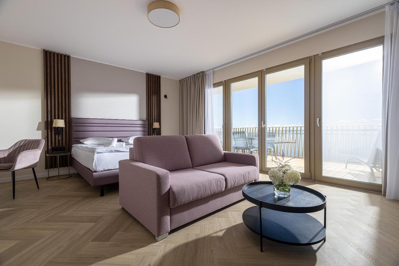 Hotel Meridian Chałupy Kültér fotó